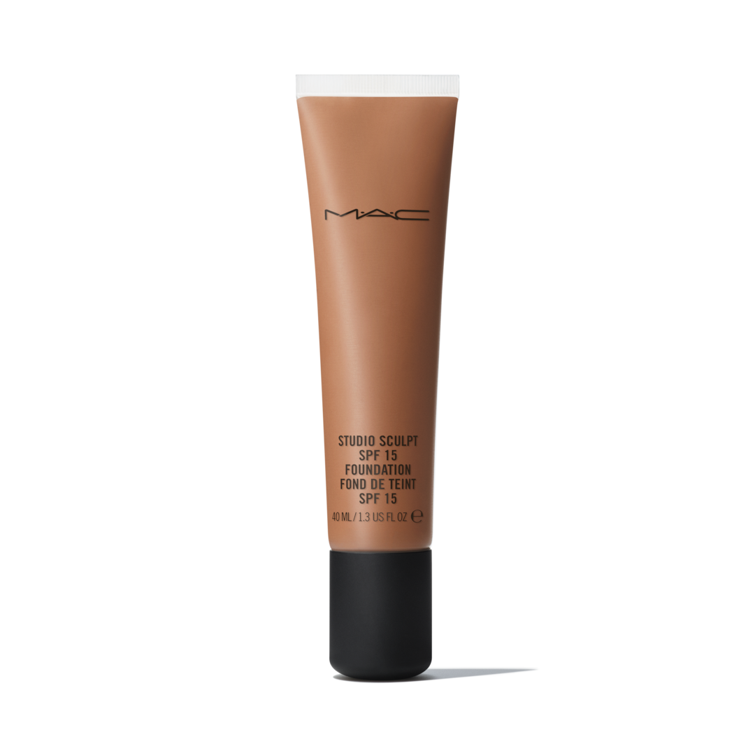 Fondotinta Studio Sculpt SPF 15 1,3 once (40 ml)